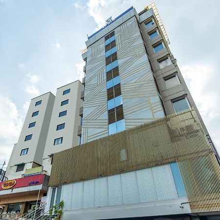 Hotel 3 BY OYO Nami Residency Ahmedabad Exterior foto