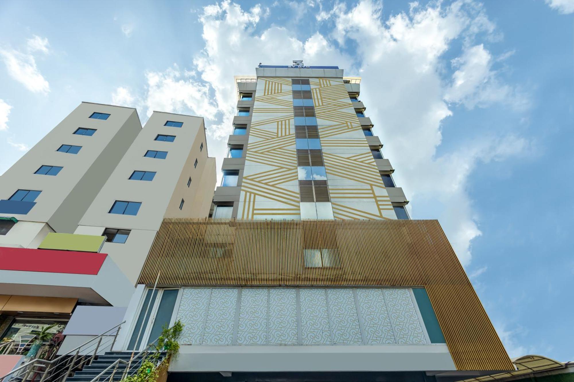 Hotel 3 BY OYO Nami Residency Ahmedabad Exterior foto